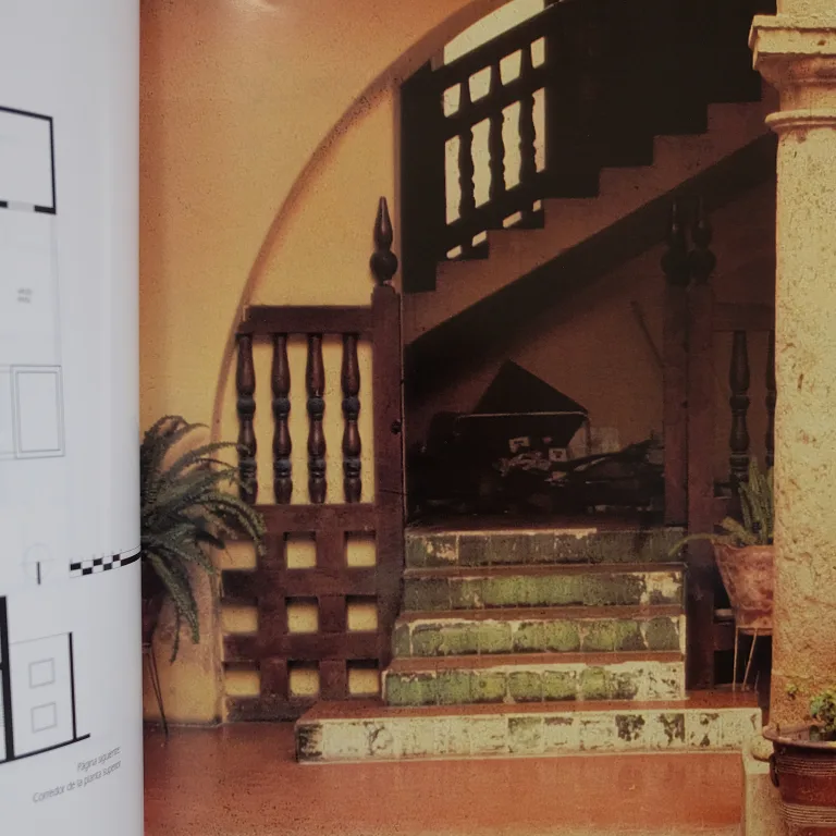 Detail for "Luis Barragán: Obra En Guadalajara" Spanish Edition Hardcover Book by Nemisio Maisterra, 2002 (5 of 7)